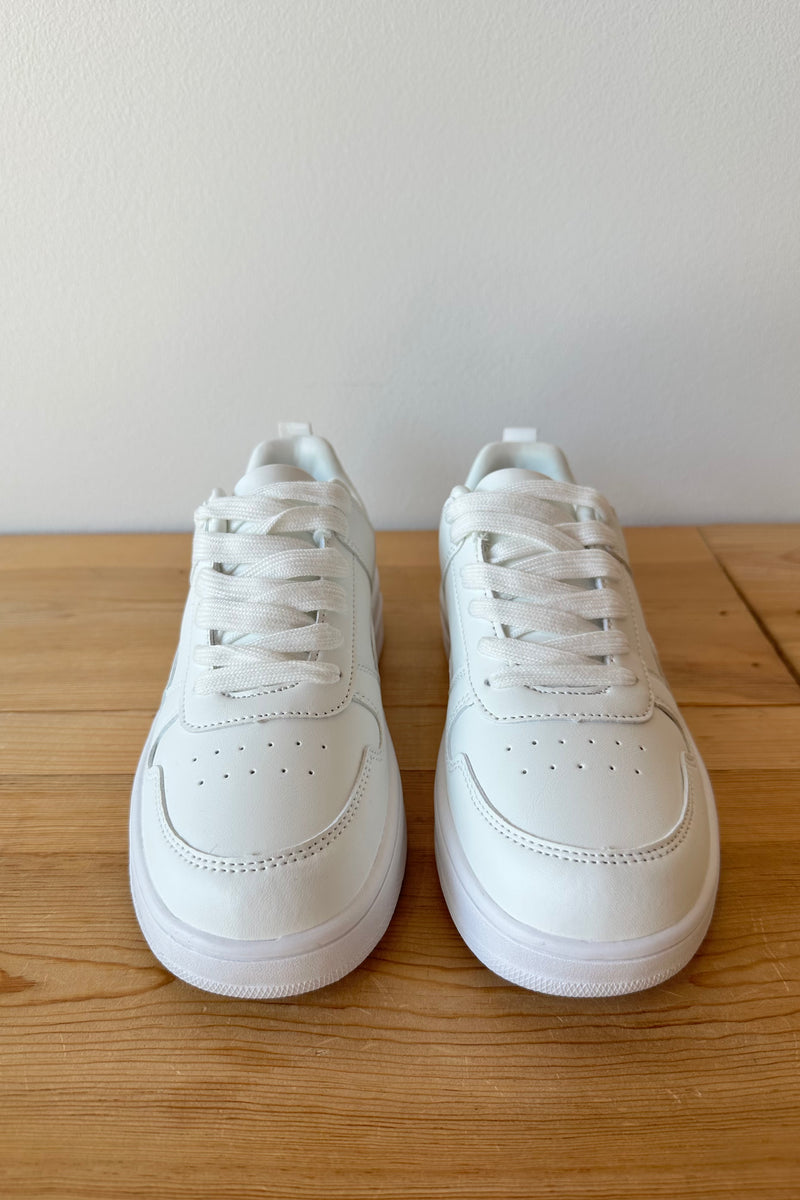 mode, on the go sneakers