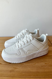 mode, on the go sneakers