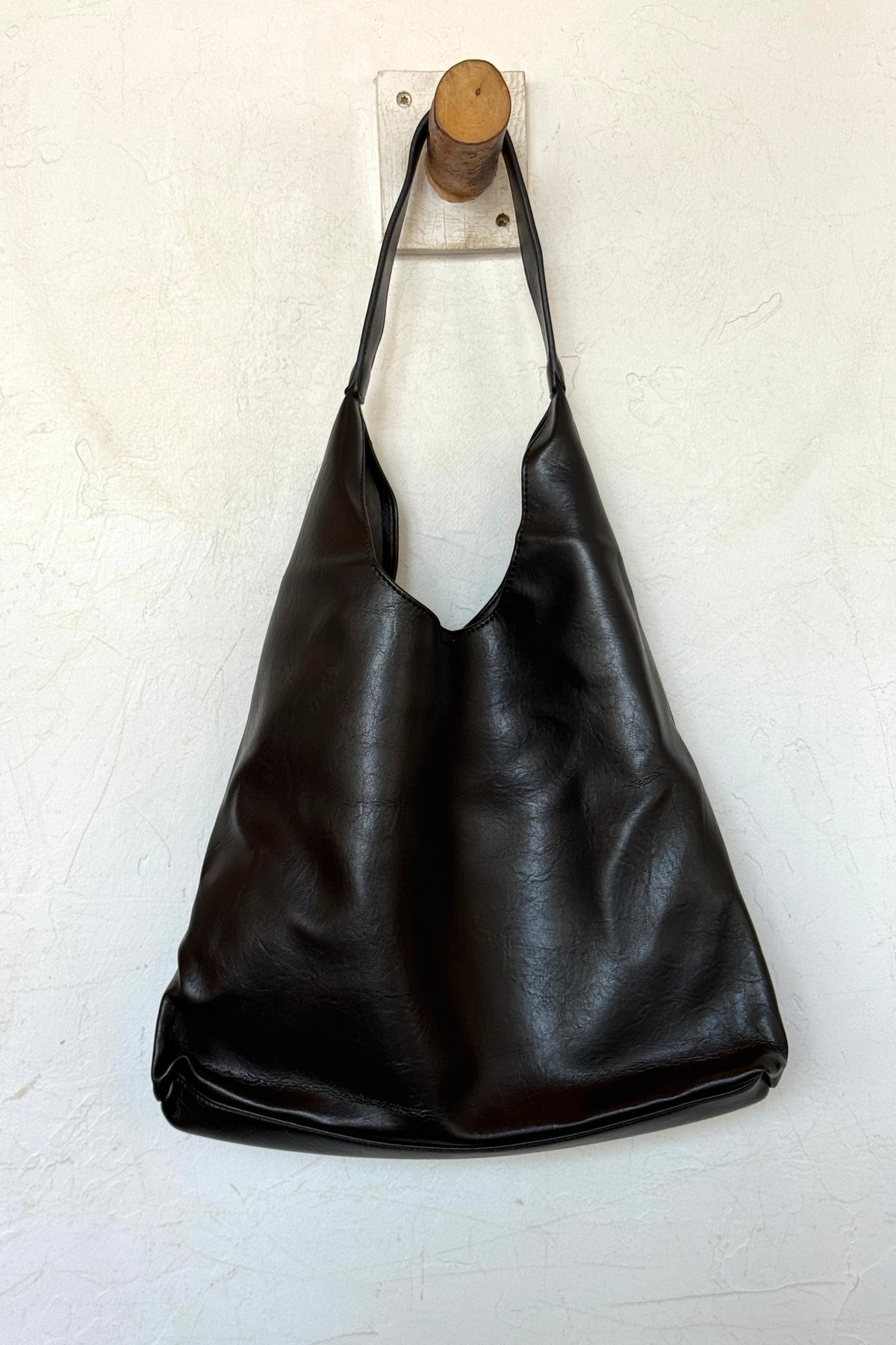 lindsay vintage shoulder bag
