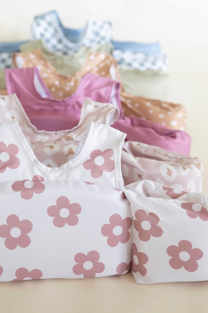 mode, swim float, retro daisy