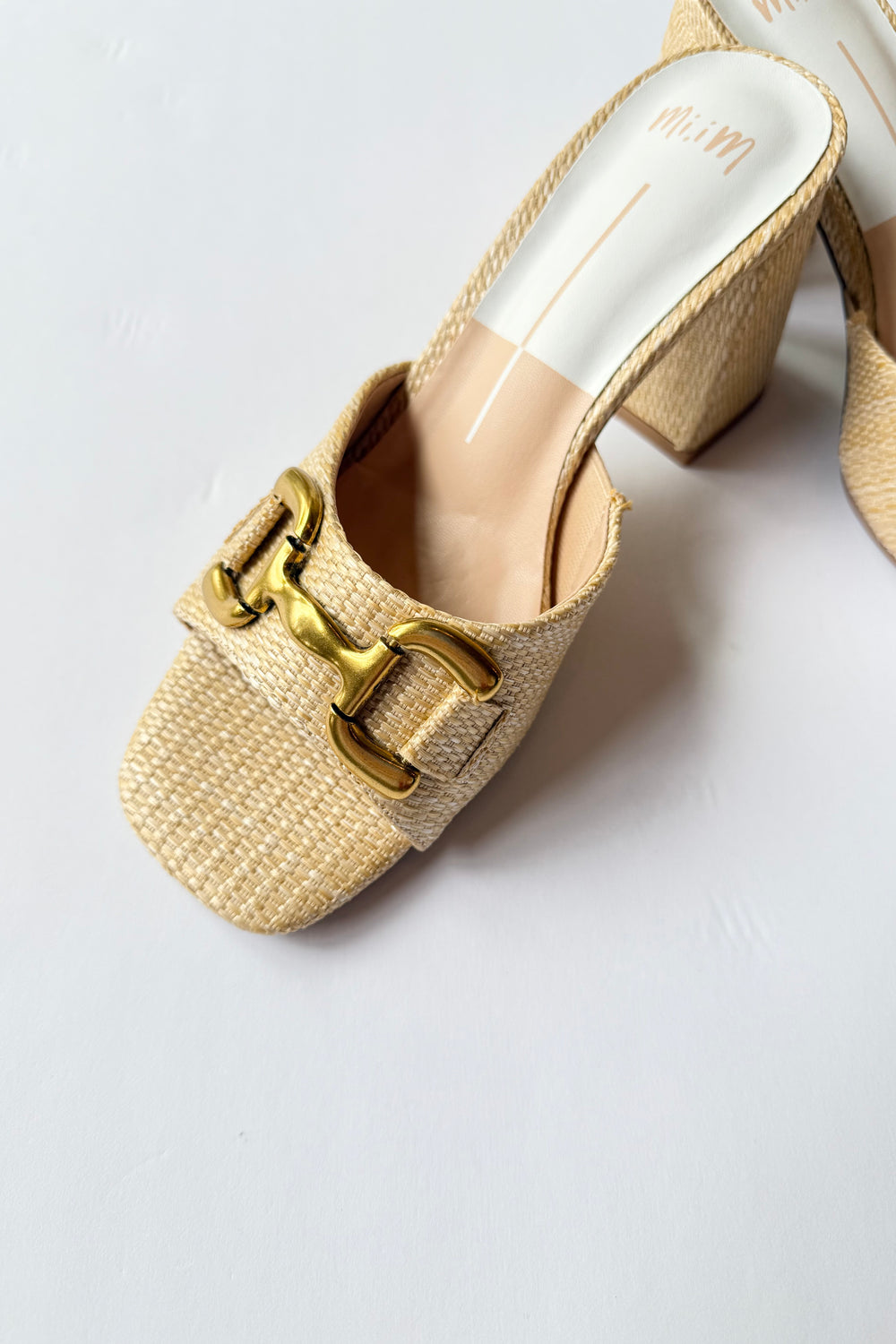 natural raffia