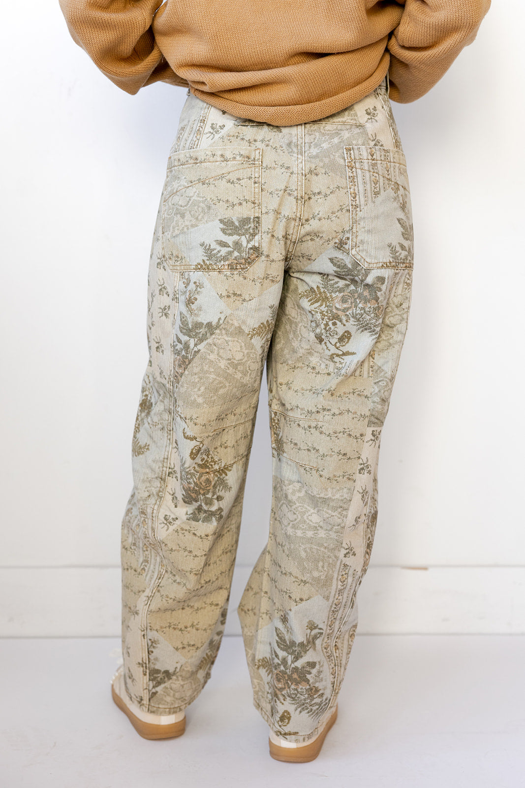 josee printed barrel jeans
