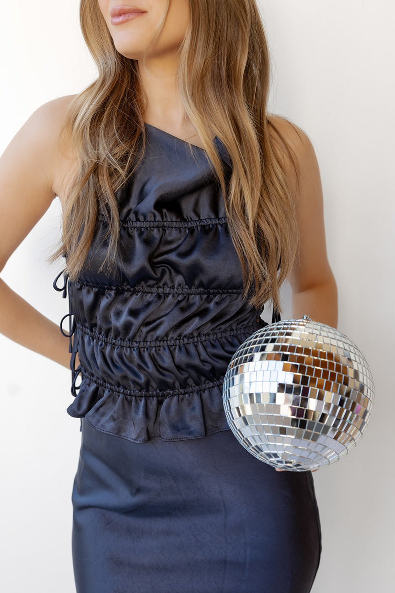 balboa tie top