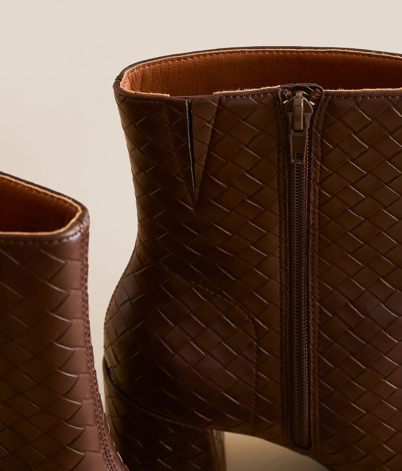 demi boots