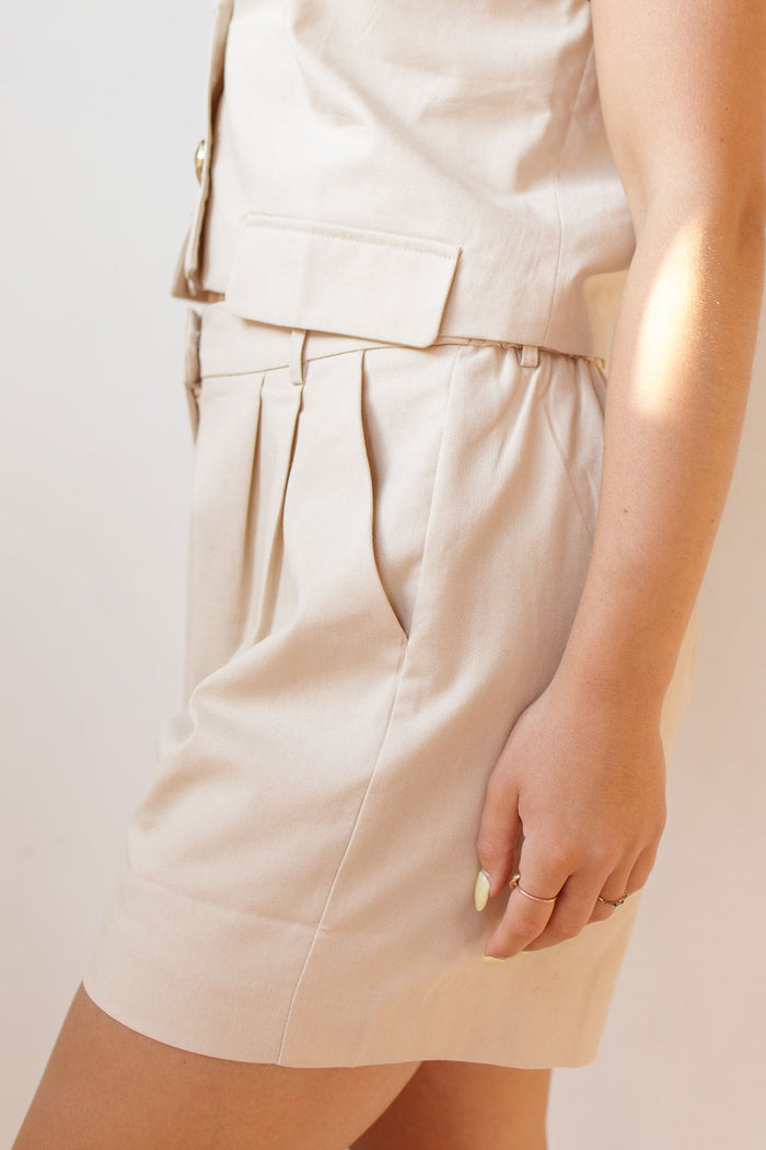 mayla linen shorts