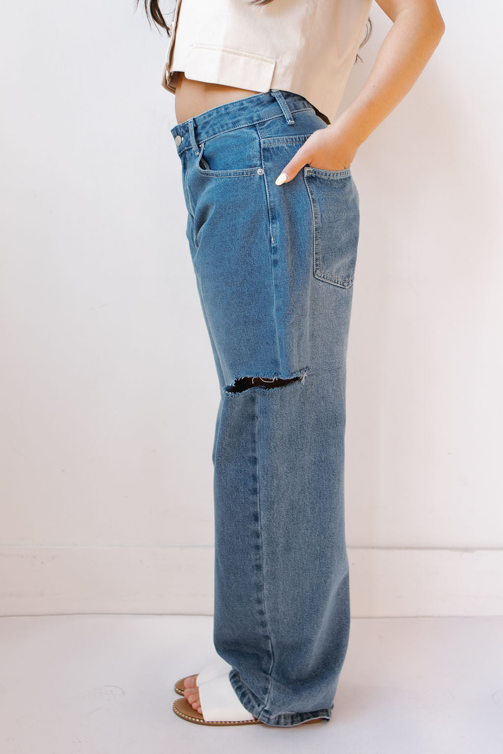 sada side slit barrel jeans