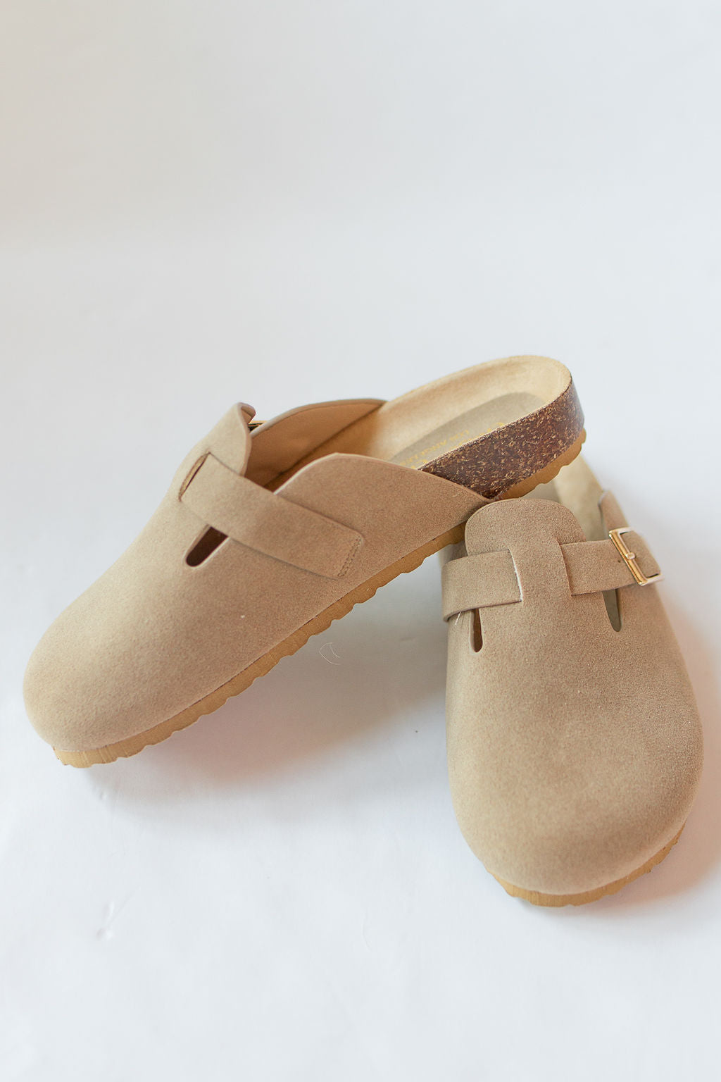 mode, kalina boston clog