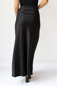 mode, french satin fishtail skirt