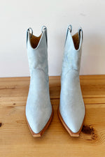 mode, claire boots