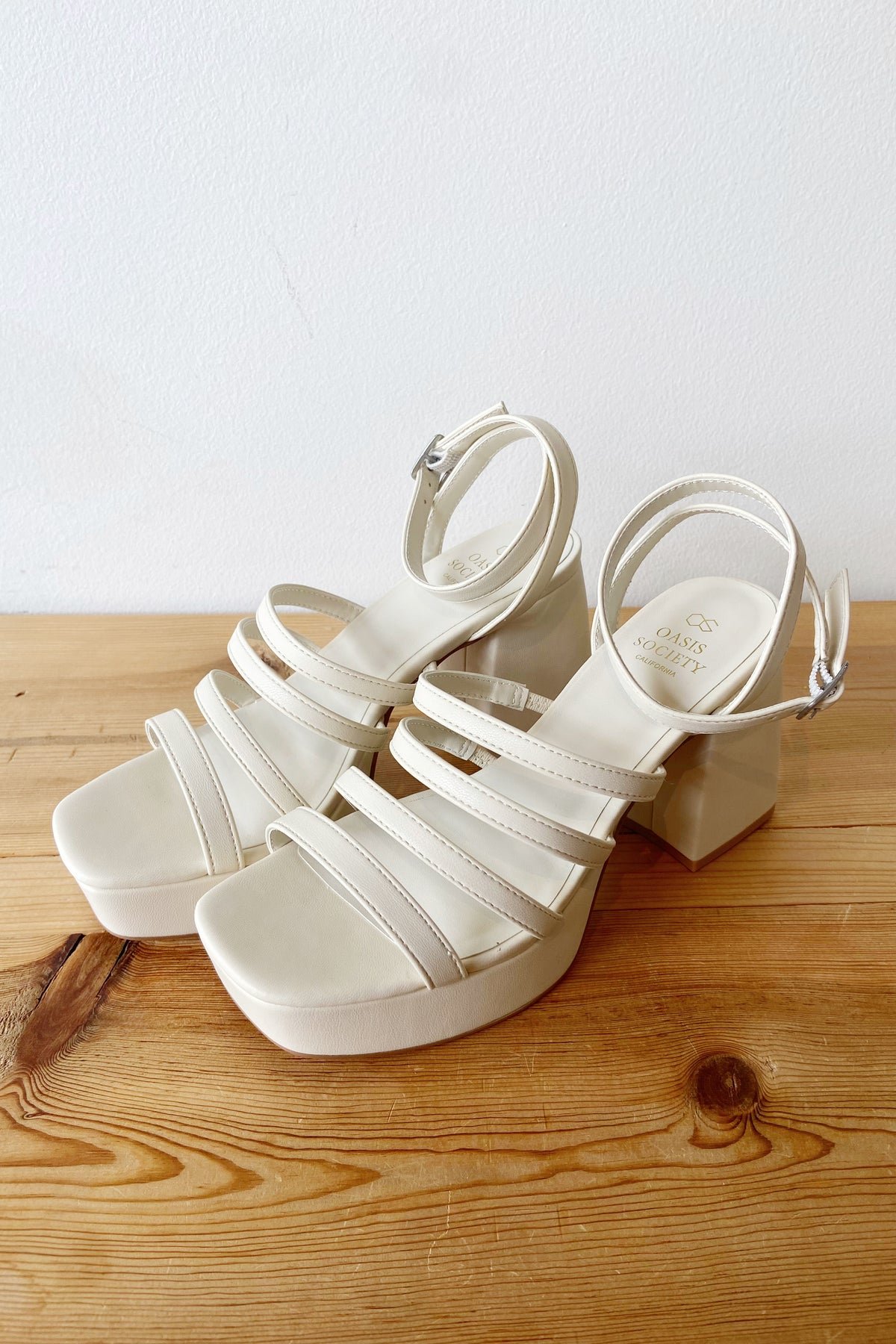 mode, talia heel