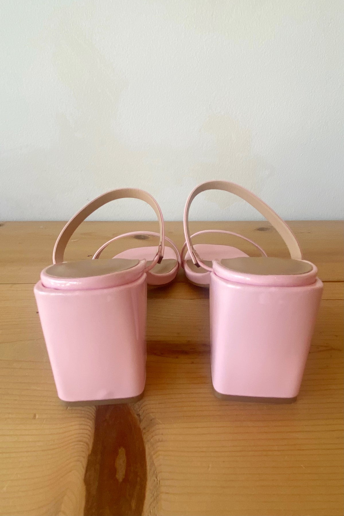 mode, lyra heels
