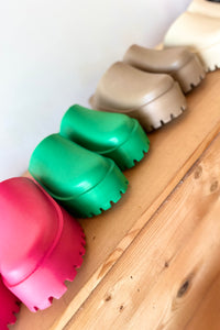 mode, your summer clogs