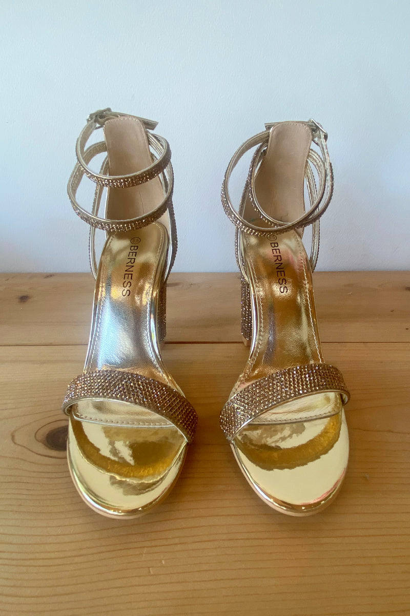 mode, like a diamond heels