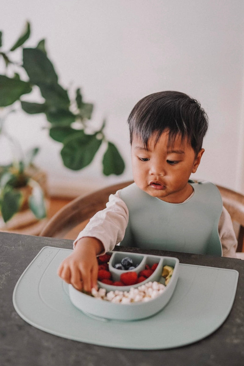 mode, mint rainbow plate