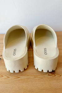mode, your summer clogs