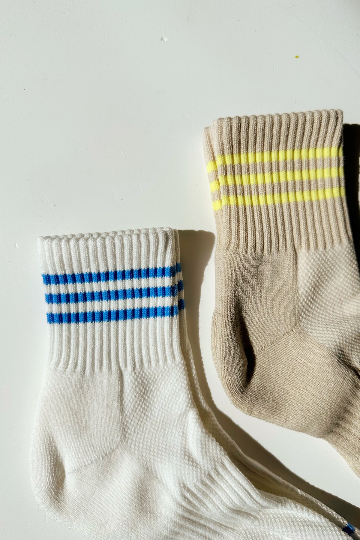 mode, retro striped socks