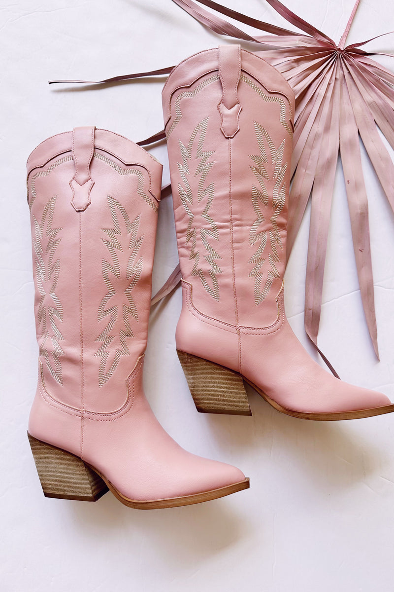 mode, indigo cowboy boot