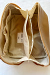 mode, beige makeup bag