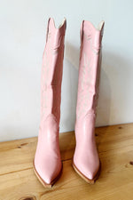 mode, indigo cowboy boot