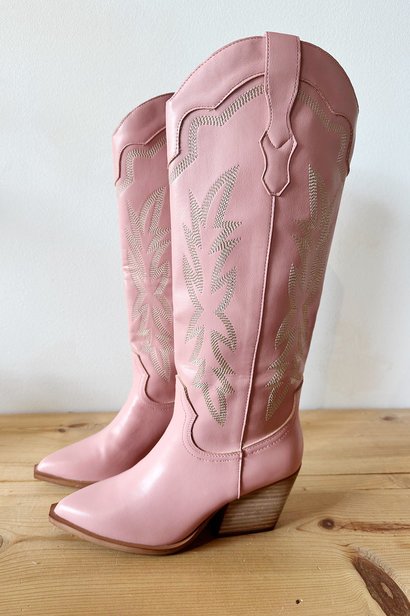 mode, indigo cowboy boot