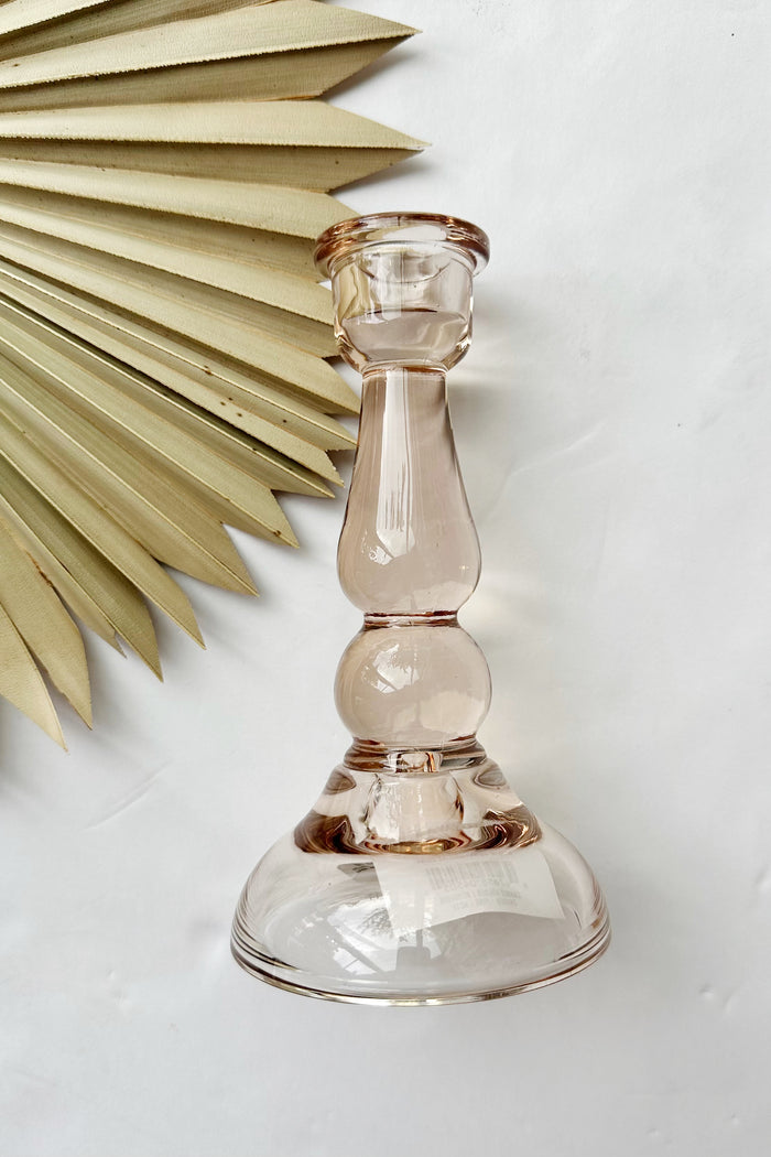 mode, pink glass taper holder