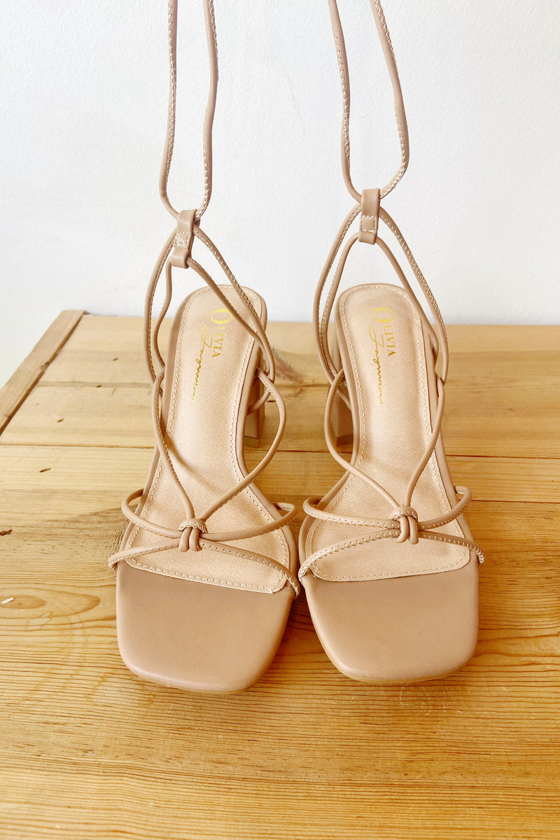 mode, harlee heel