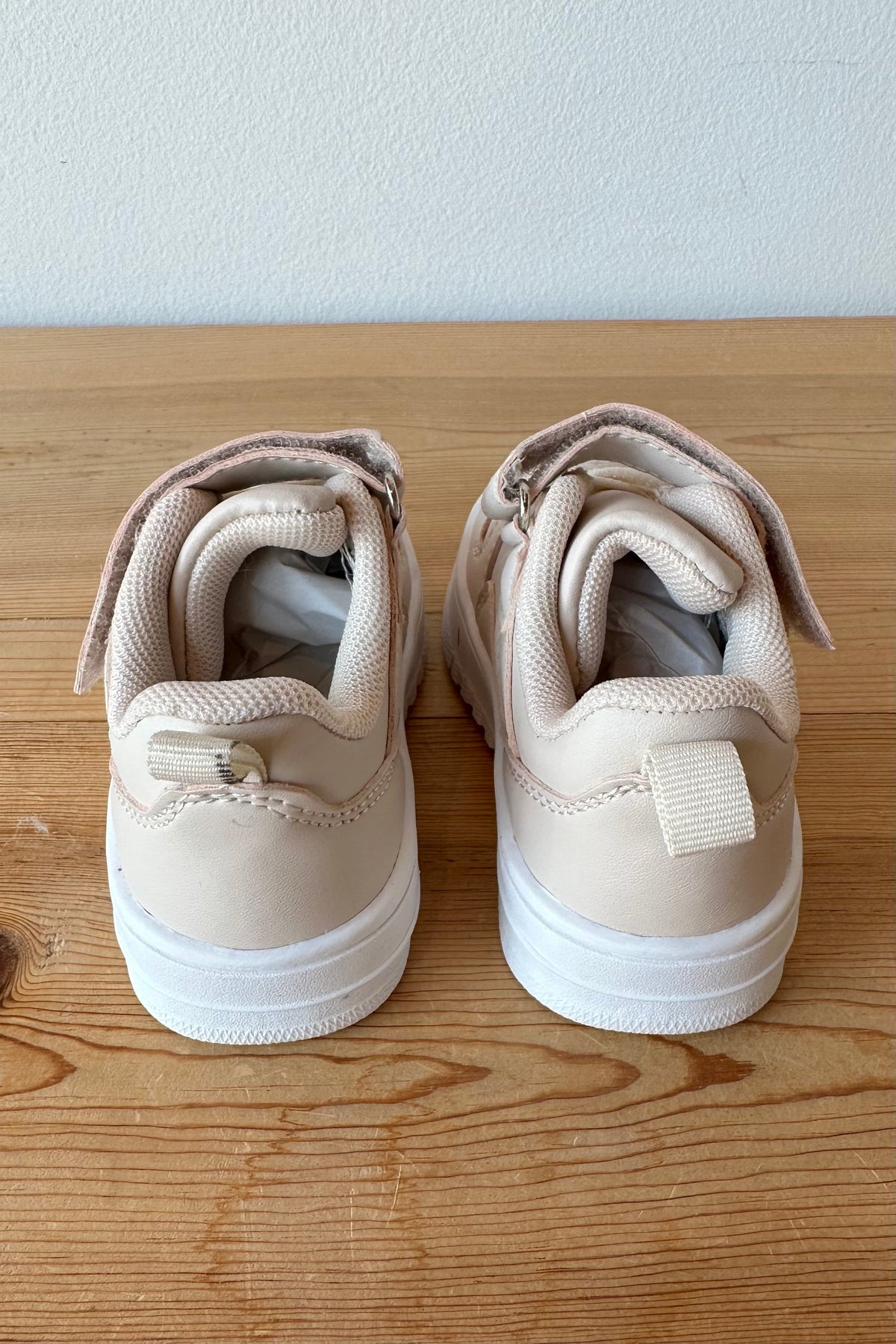 mode, on the run sneakers