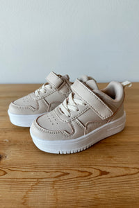 mode, on the run sneakers