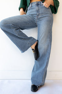 vivian flat mule