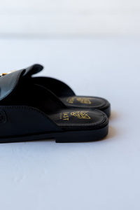 vivian flat mule