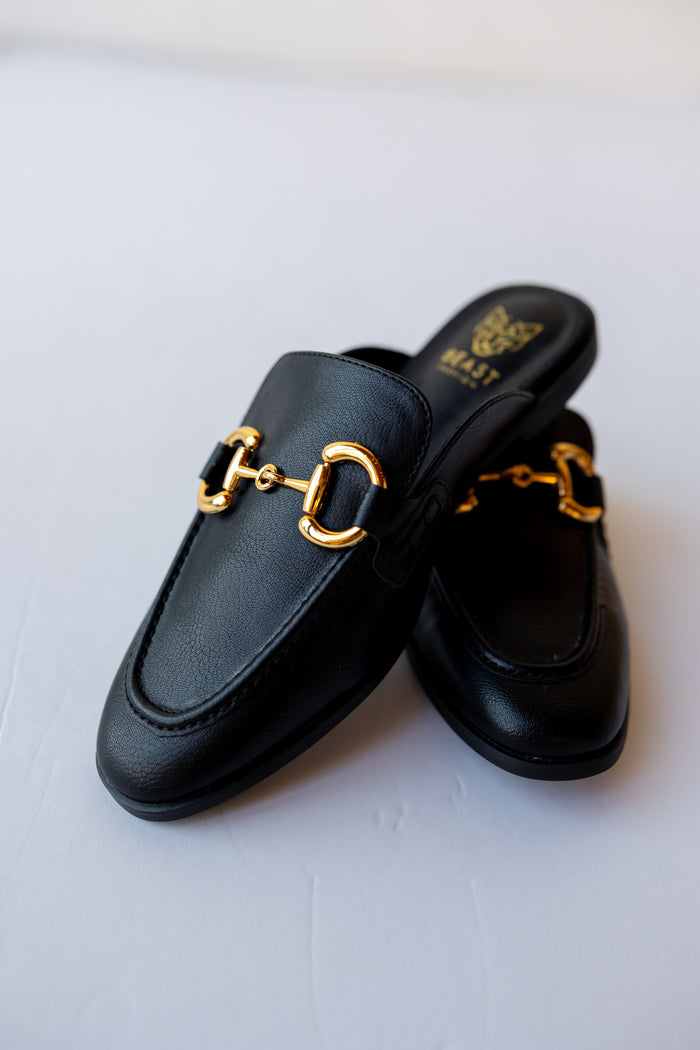 vivian flat mule