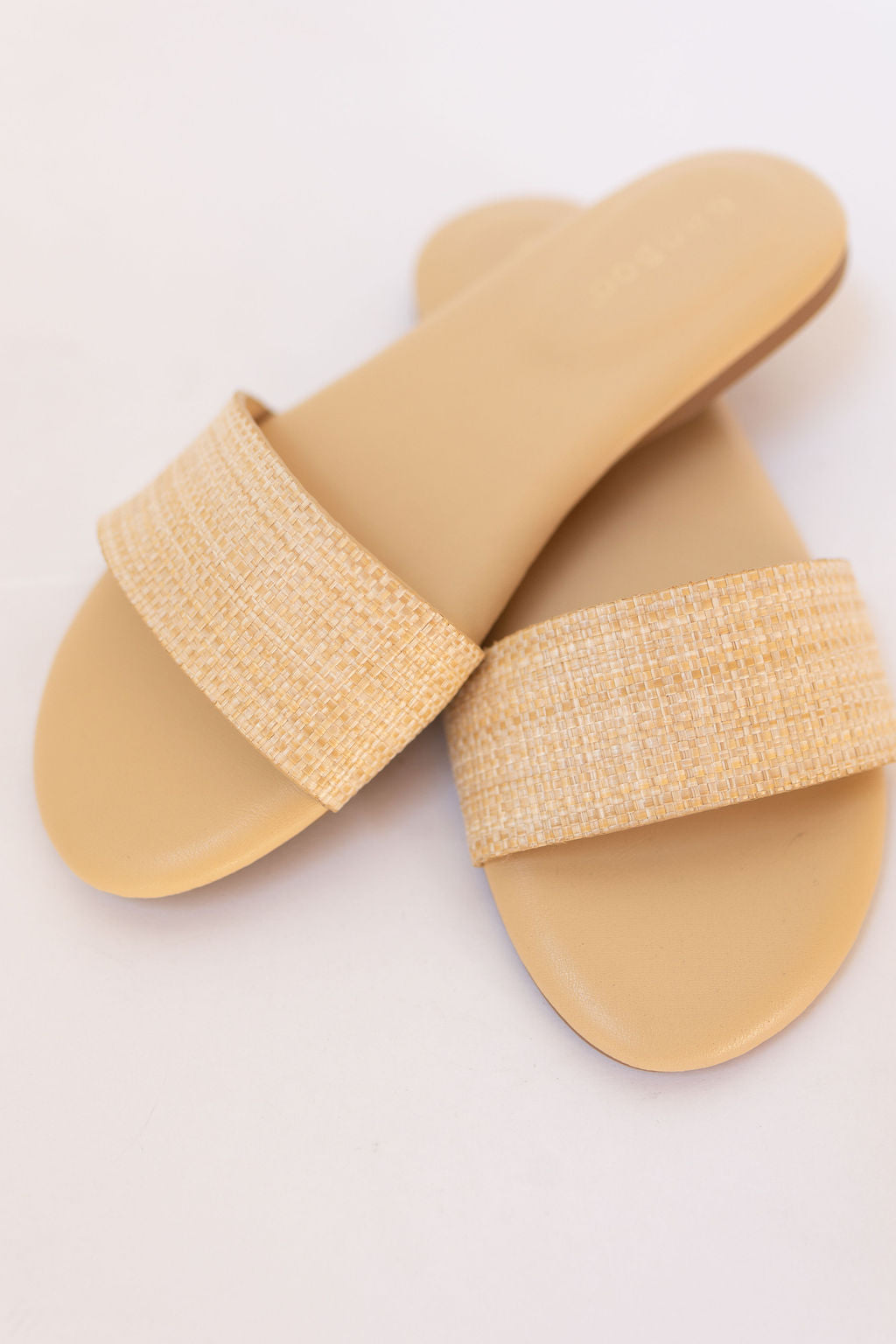 hailey flat sandals