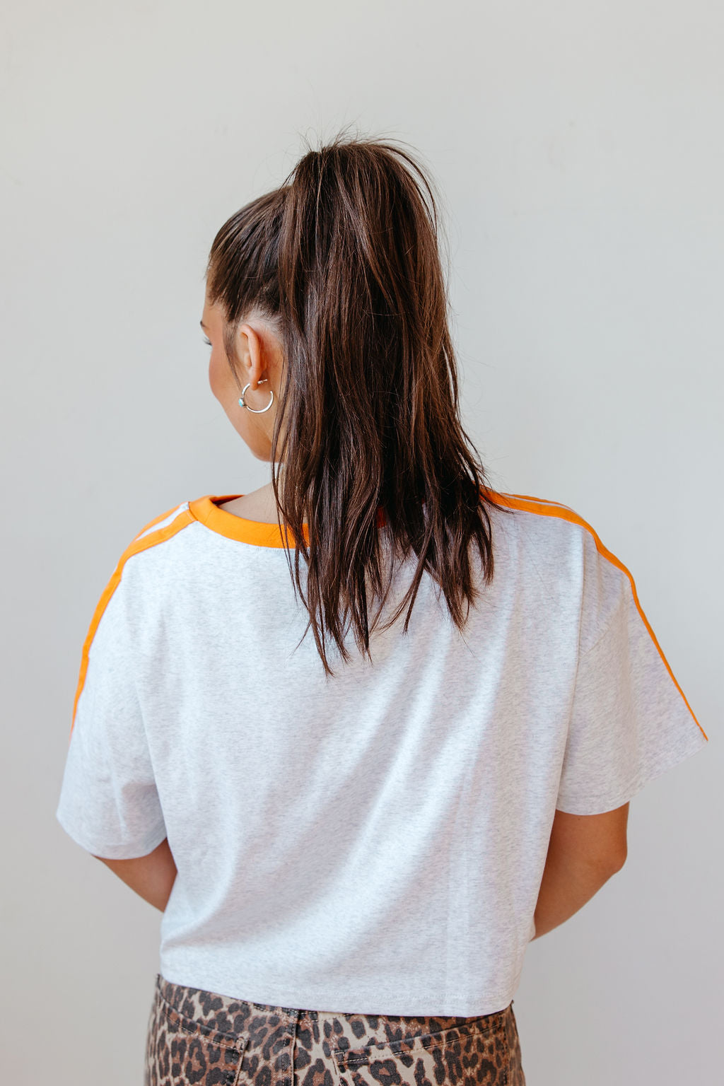 cece contrast trim cropped tee