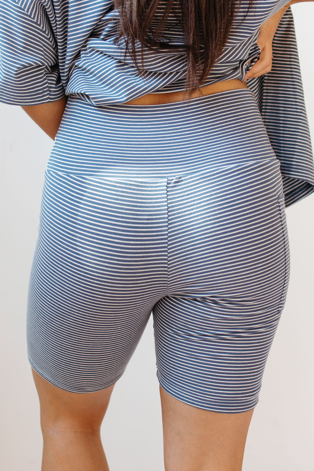 simple stripe walk in love set