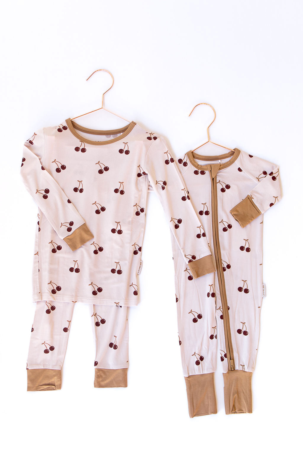 mode, verry cherry pajamas