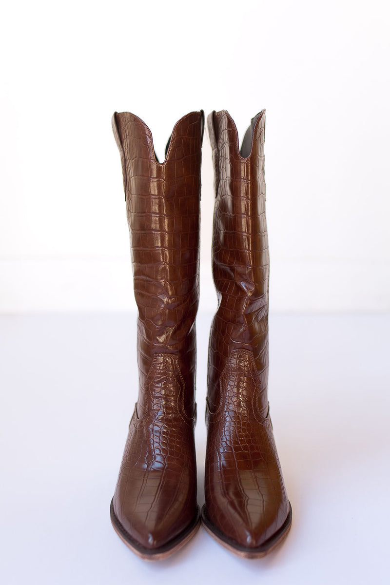 mode, the le ann boots