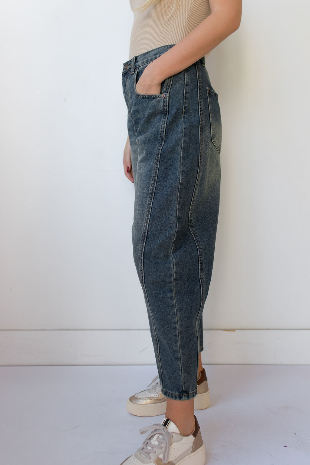 mode, essence barrel jeans