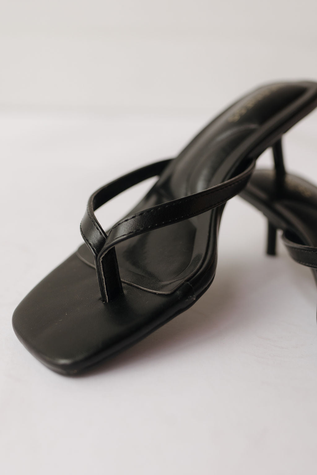 florella kitten heel