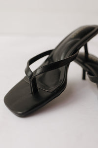 florella kitten heel