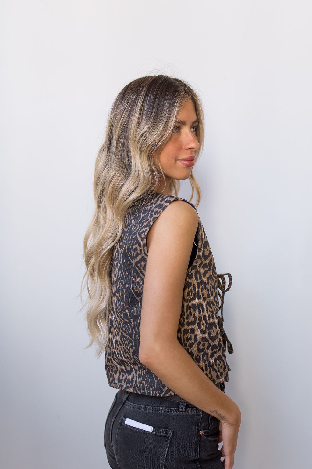 mode, roxy front tie vest