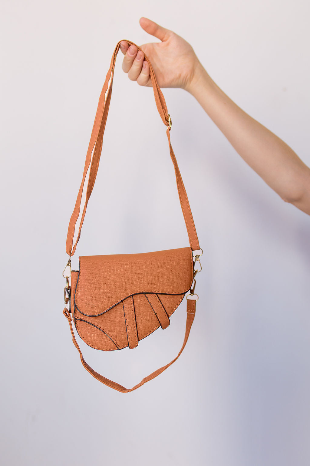 mode, diana saddle bag