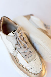 mode, sheena sneakers