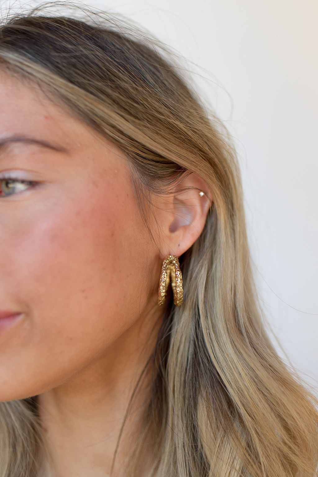 mode, reign hammered hoops