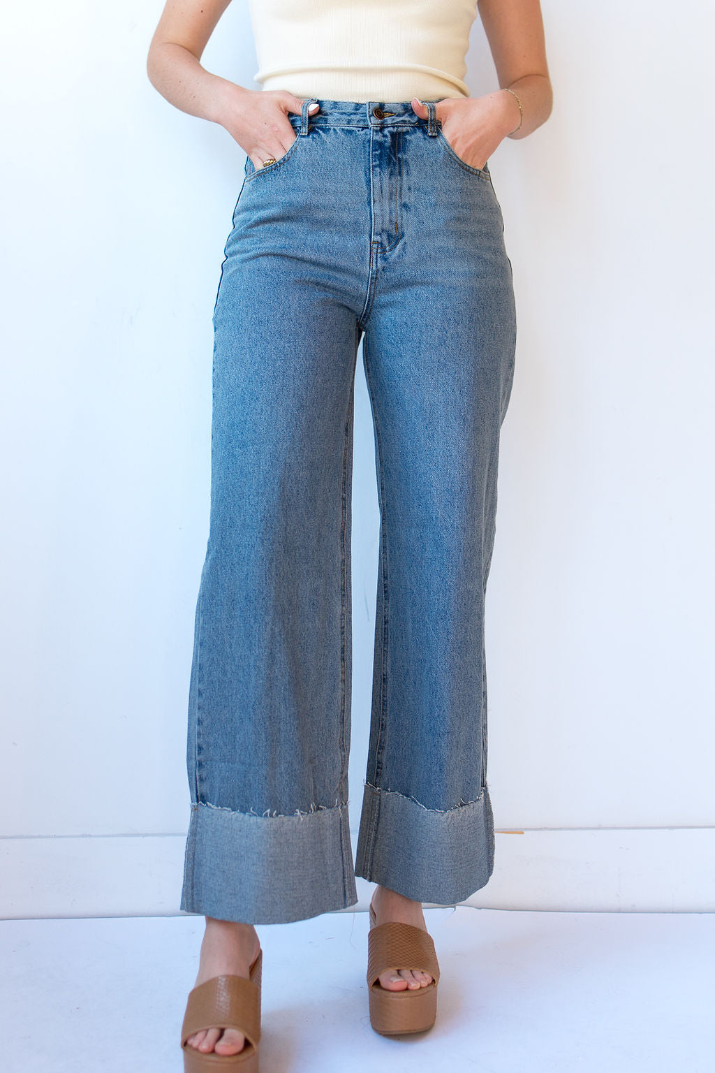 mode, metro cuff wide leg jeans