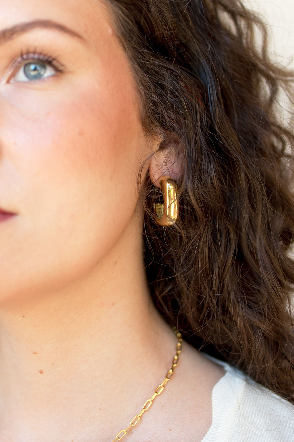 mode, daria hoops