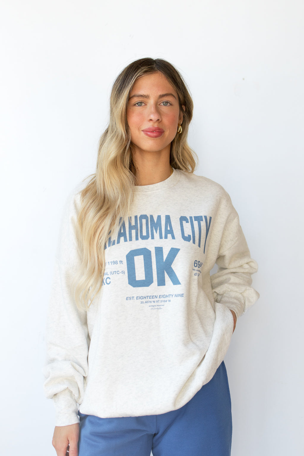 mode, signature okc sweatshirt
