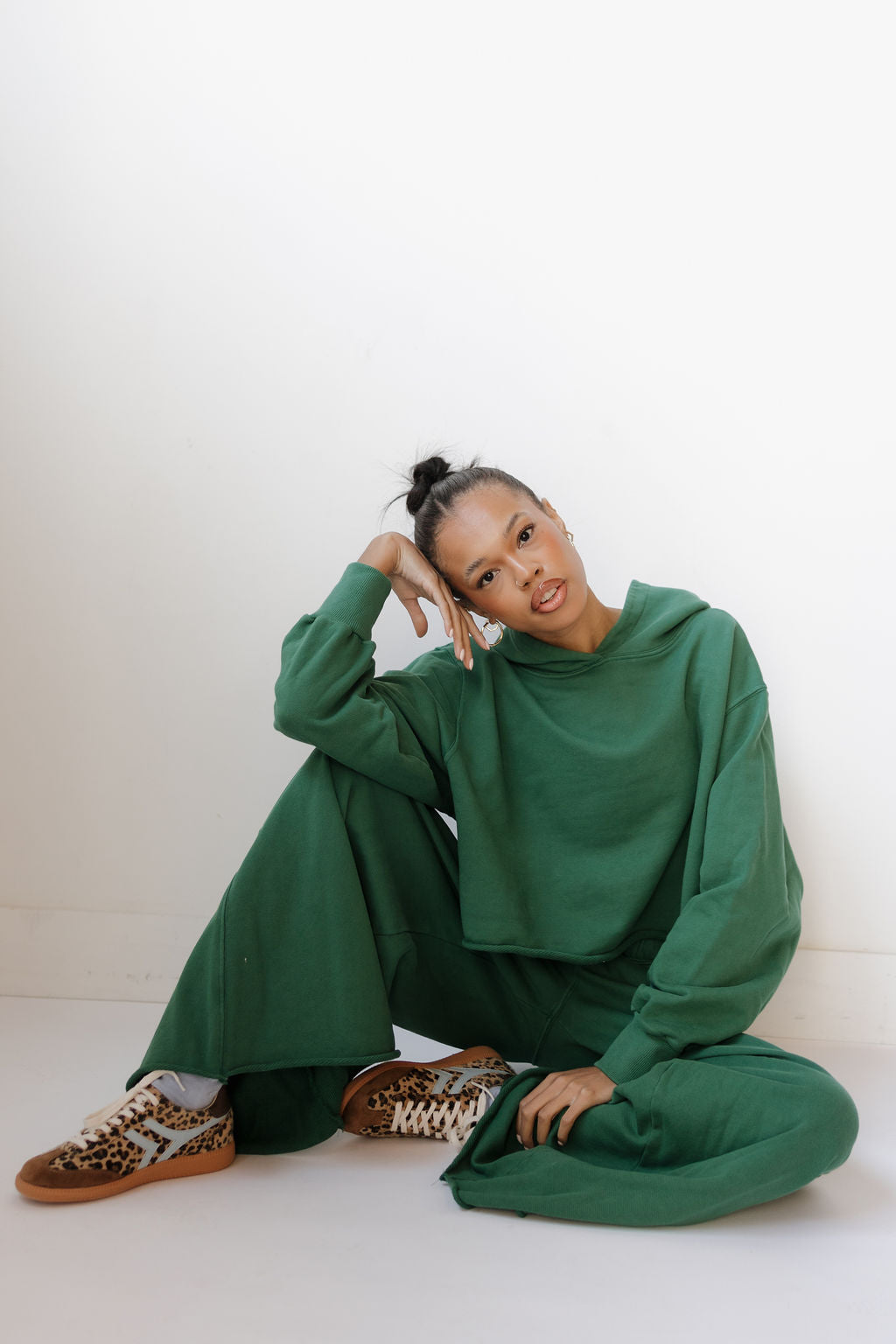 draper cropped hoodie