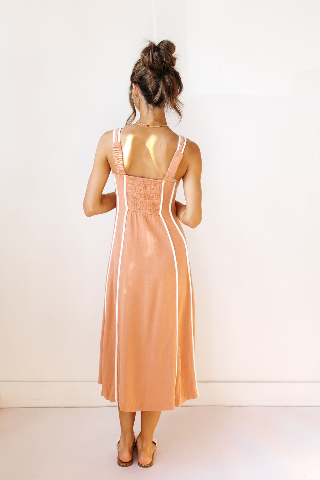 leia linen midi dress