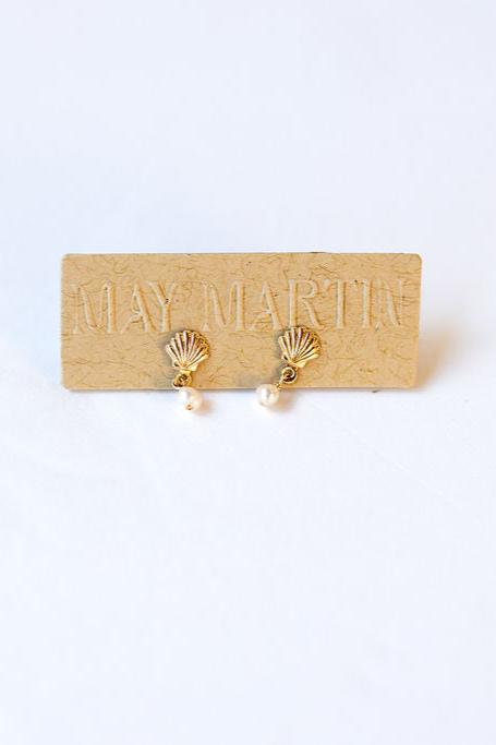 mode, shell earrings