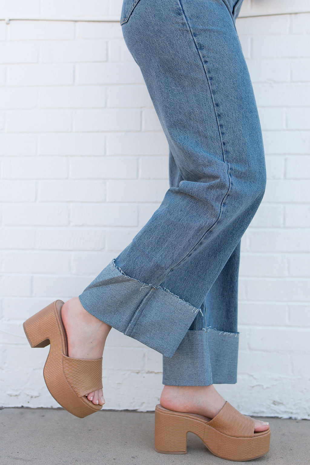 mode, metro cuff wide leg jeans